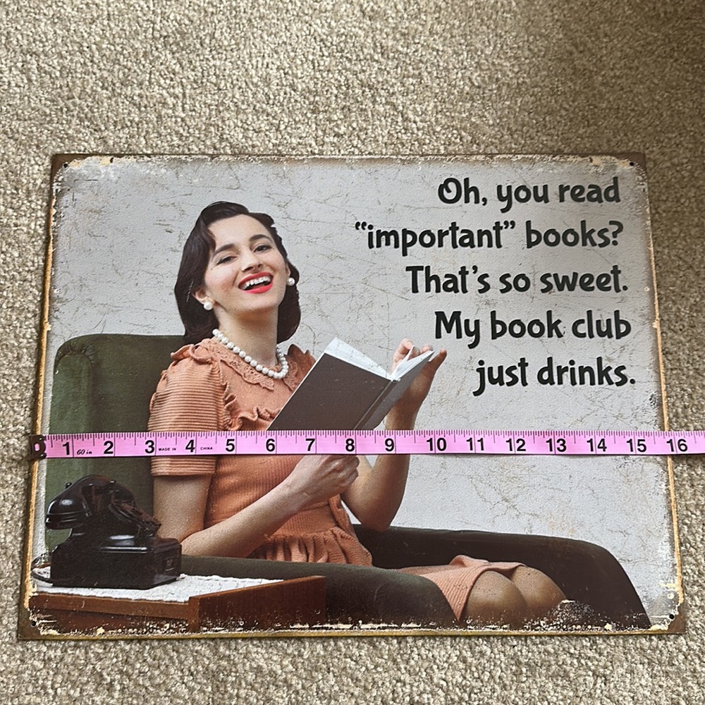 Distressed Book Club Sign - Picture 3 of 4